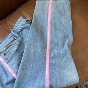 Talbots modern ankle Jean with pink seam